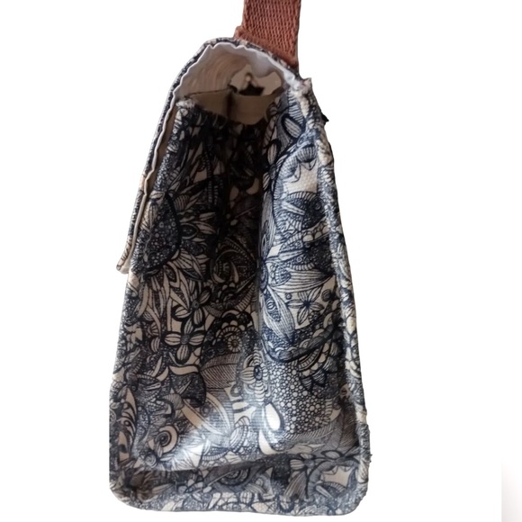 Sakroots Navy Spirit Desert Print Insulated Lunch Bag - Picture 4 of 7